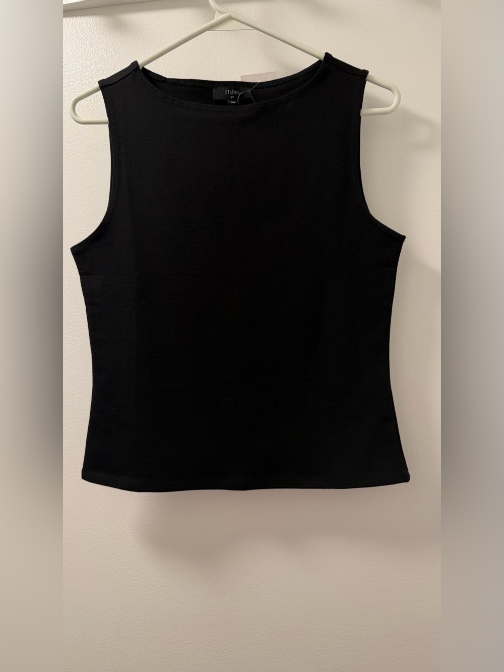 NWT Studio Black Sleeveless Stretch Top Size S